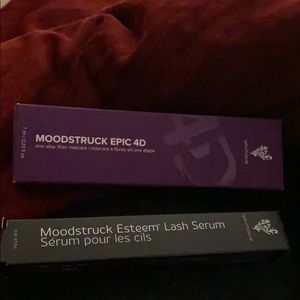 Black 4d mascara and lash serum